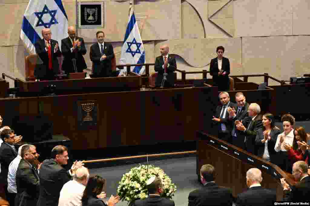 El presidente de Estados Unidos Donald Trump y el primer ministro israelí Benjamin Netanyahu en la Knéset, en Jerusalén.